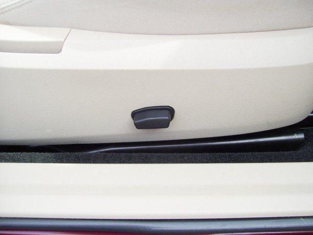 Image 3 of 2011 Chrysler 200 Touring…
