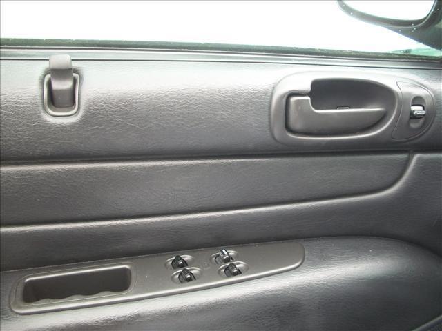 Image 7 of 2005 Chrysler Sebring…